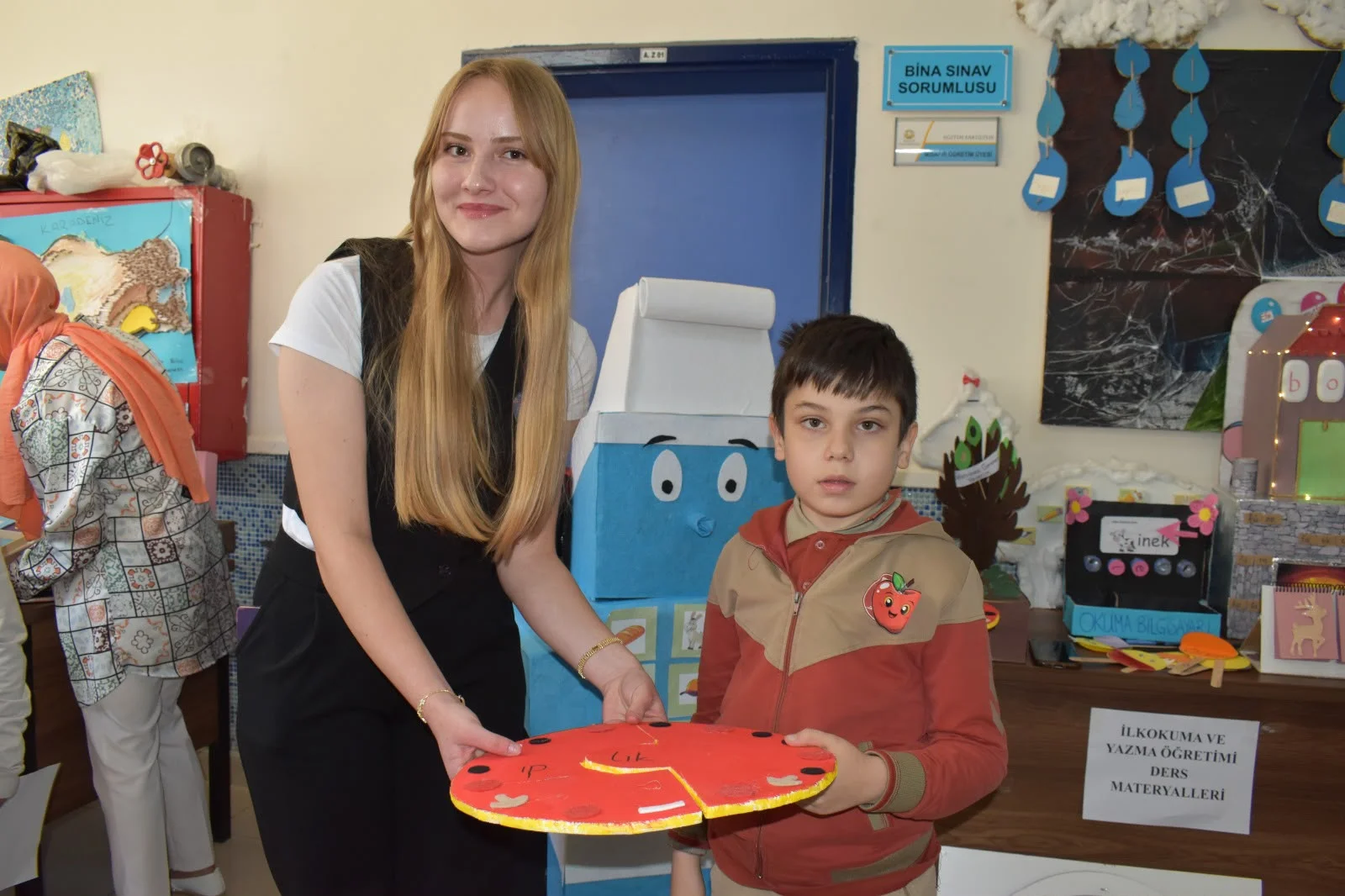 Fakültemizde Materyal ve Oyun Şenliği Düzenlendi